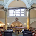 Hotell The Grand