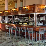 Hotell The Grand